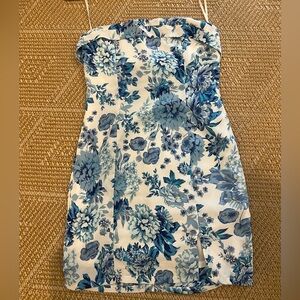 that’s so fetch charms dress- blue floral